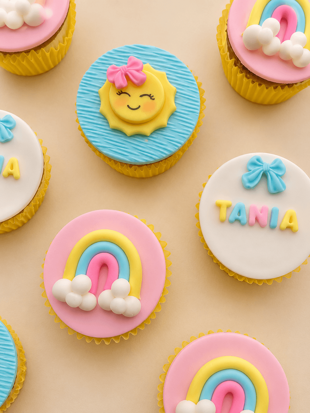 Cupcakes decorados con arcoíris
