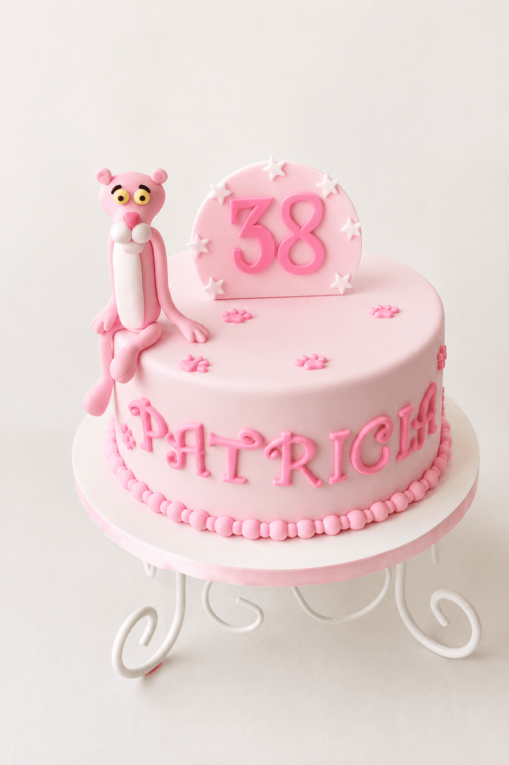 Torta temática de la Pantera Rosa